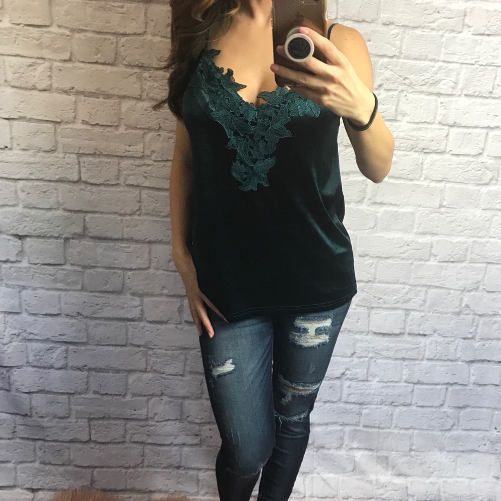 1 LEFT//RAVISHING Velvet Cami in Emerald - Picture 3 of 8
